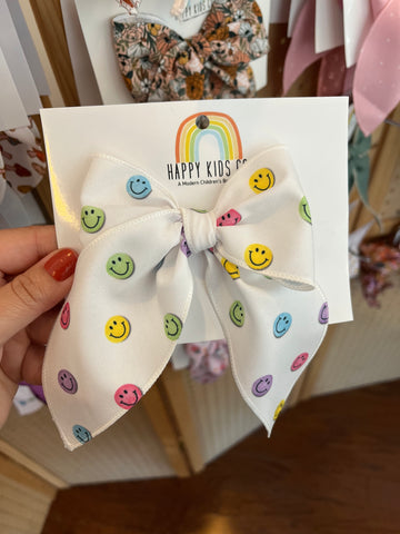 Smileys Hand Tied Bow