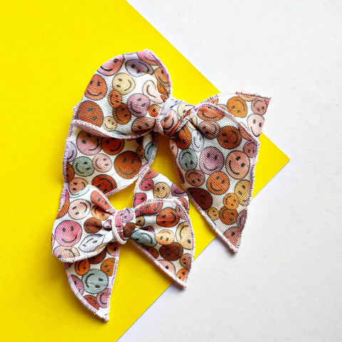 Smiley Bow